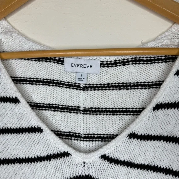 Evereve Stevie Pullover Black White Knit Size Small - Picture 3 of 9